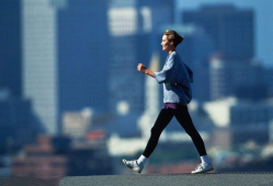 竞走的正确姿势视频,跟随专业视频学正确走姿